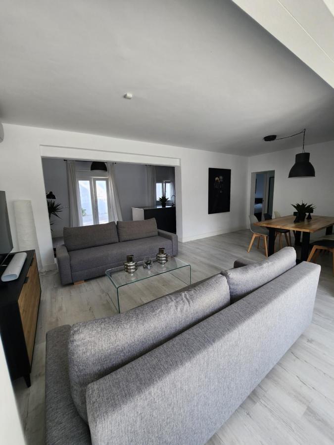 Villa Yoli 26 Con Piscina Y Jardin Cerca De La Playa Chiclana de la Frontera Kültér fotó